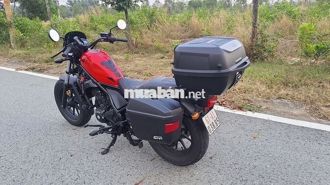 BÁN gấp Honda Rebel 300 (2019), đỏ đen, mới 95%