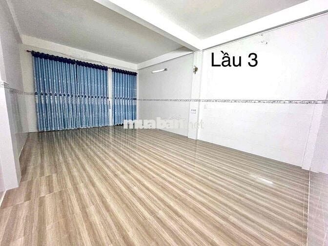 Mặt tiền đường Trần Văn Hoài xéo Vincom Xuân Khánh
