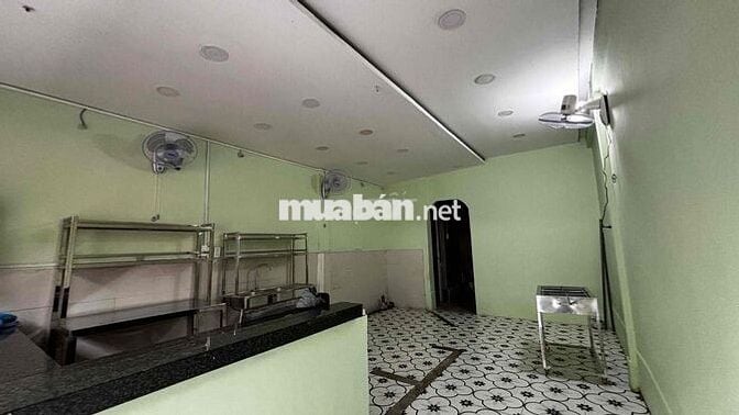 Sang mặt bằng 32m2 đường Võ Thành Trang - gần chợ, trường họ