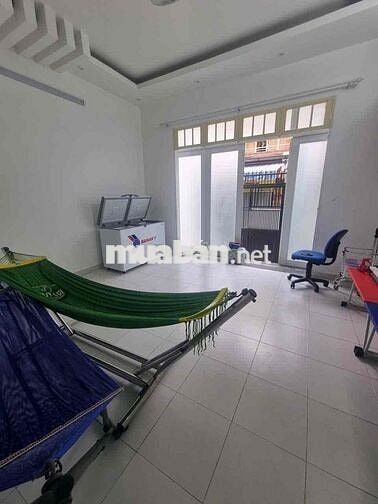 cho thuê nhà nguyên căn.Trần Văn Đang p11 Q3