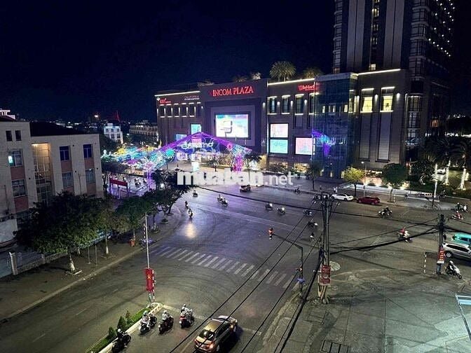 Mặt tiền đường Trần Văn Hoài xéo Vincom Xuân Khánh