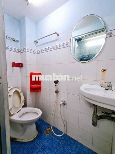 Cho Thuê Mặt Tiền Phan Đình Phùng Gần Bến Ninh Kiều và Chợ Tân An