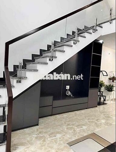BÁN NHÀ CHÍNH CHỦ Ở TẠ QUANG BỬU Q8 2PN2WC HẺM XE HƠI GIÁ 1,890 TỶ