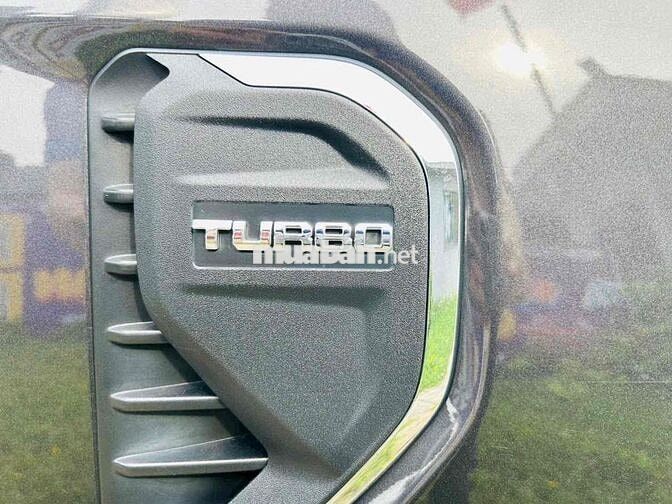 Ford Everest 2023 Titanium 2.0L 4x2 AT - 46000 km