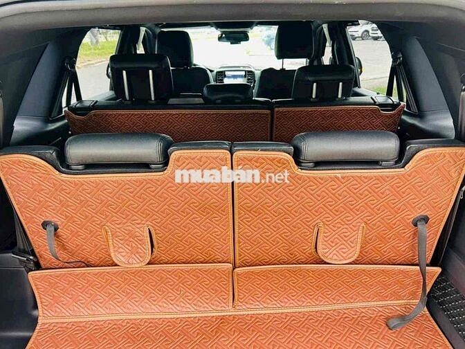 Ford Everest 2023 Titanium 2.0L 4x2 AT - 46000 km