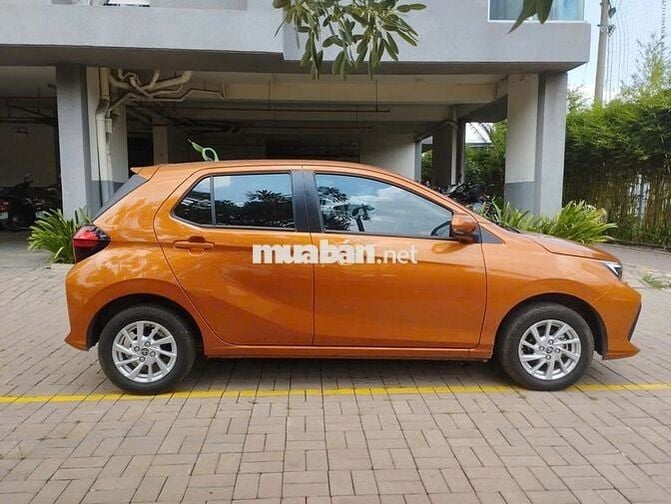 Toyota Wigo 2023 màu cam - odo 46000km