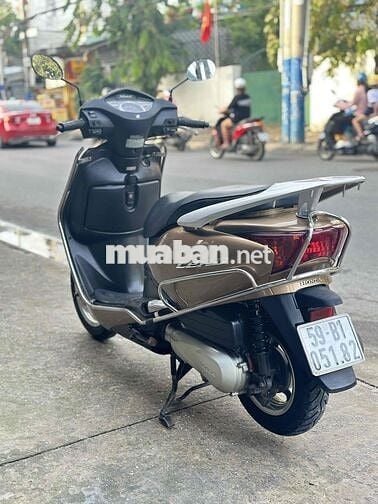Honda lead đời 2011 đá chóng tắt máy, xe zin 100 %
