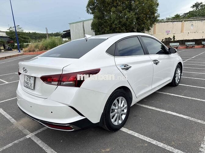 Hyundai Accent 2022 1.4 AT - 49 km