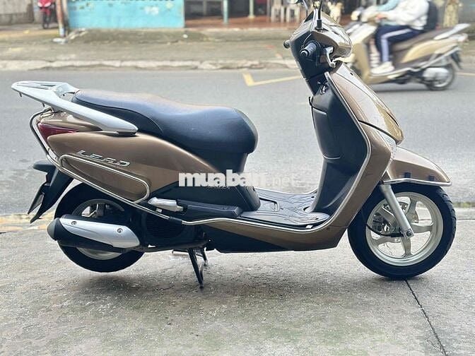 Honda lead đời 2011 đá chóng tắt máy, xe zin 100 %