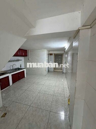 DT 4 X 15M TẦNG TRỆT CHUNG CƯ KHU BÌNH PHÚ