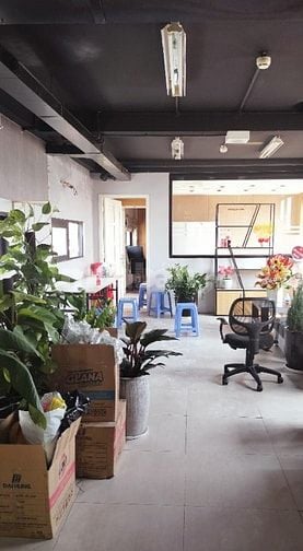 Bán hoặc cho thuê MT tòa nhà nhiều tầng 5*20 có thang máy, hầm để xe.