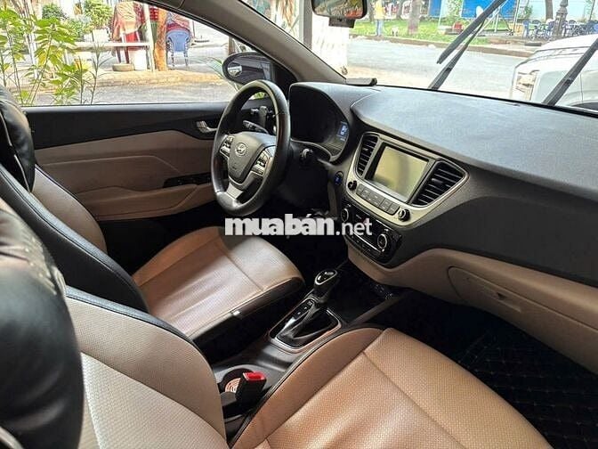 Cần bán xe Hyundai Accent AT bản đặc biệt mua 2021