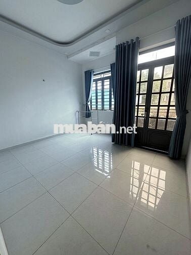 CHO THUÊ NHÀ LẦU MỚI GIÁ RẺ 1/ĐƯỜNG TTH 21 P. TTH Q12