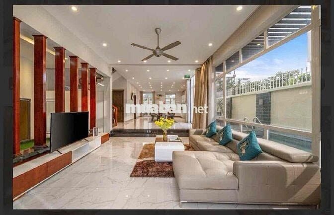 Villa - Hồ Bơi - 5PN - Gần Biển