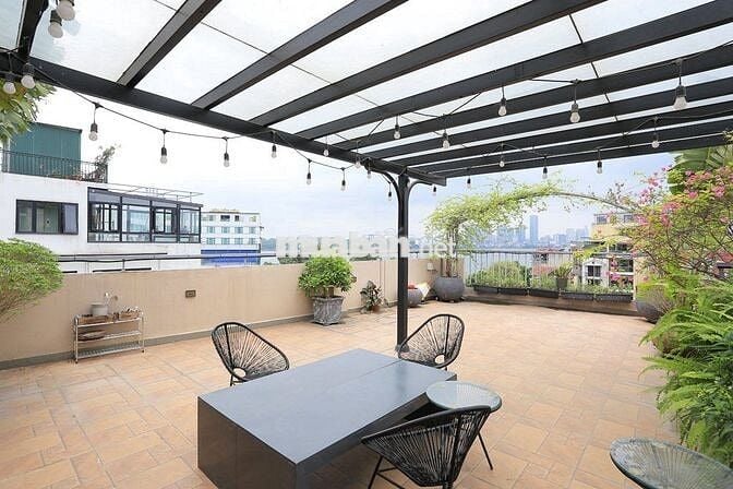Cho thuê 1n1k Phố Yên Hoa, ban công view Hồ, full đồ thang máy giá 9tr