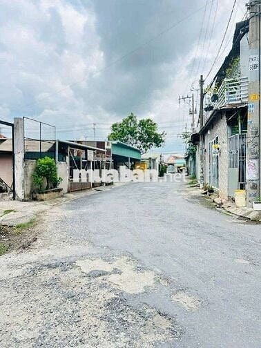 NHÀ MT TAM ĐÔNG 11,THỚI TAM THÔN SÁT NGÃ TƯ THỚI TỨ,NGANG 7M, 4.3 TỶ