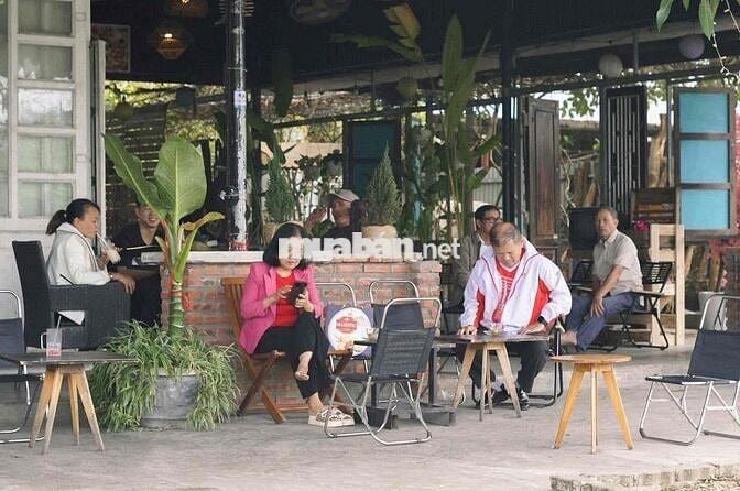 Sang quán cà phê view bờ hồ gần Ori Garden, Đà Nẵng
