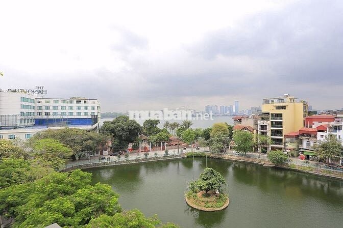 Cho thuê 1n1k Phố Yên Hoa, ban công view Hồ, full đồ thang máy giá 9tr