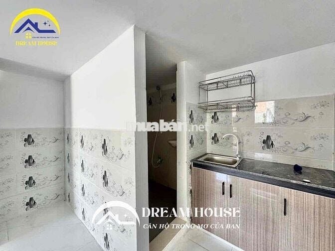 Gần ĐH Văn Hiến - Mới xây 100% - Gác cao