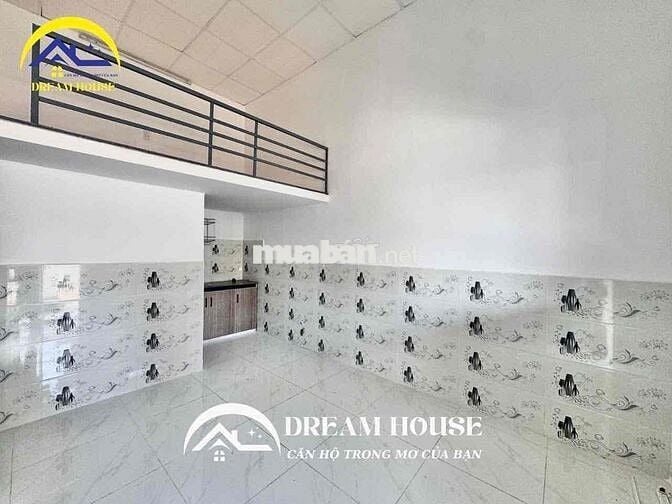 Gần ĐH Văn Hiến - Mới xây 100% - Gác cao