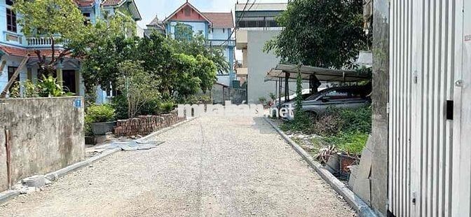 ĐẤT ĐẸP - ĐƯỜNG Ô TÔ TRÁNH - GẦN THÀNH PHỐ THÔNG MINH - CẦU NHẬT TÂN -