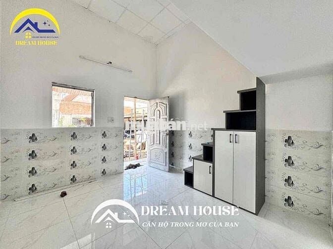 Gần ĐH Văn Hiến - Mới xây 100% - Gác cao