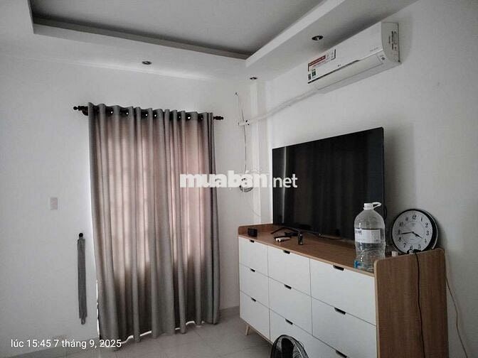 Nhà nguyên căn Hẻm xe hơi thông tới cửa Trần Văn ĐangQuận 3
