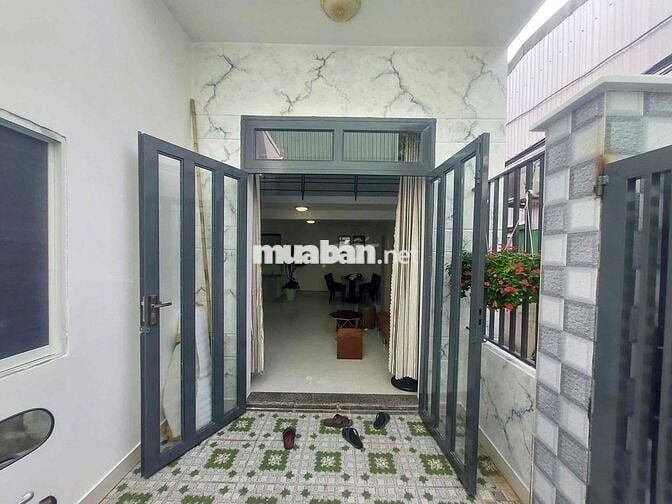 Cho thuê nhà nguyên căn gác lửng full nội thất