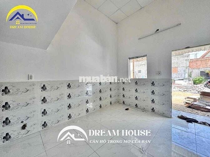 Gần ĐH Văn Hiến - Mới xây 100% - Gác cao