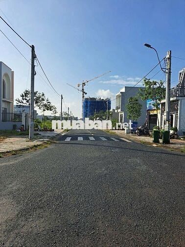NỀN RẺ ĐẸP ĐS 4 KDC ĐÔNG PHÚ KẾ BÊN KHU CHUNG CƯ 8 TẦNG