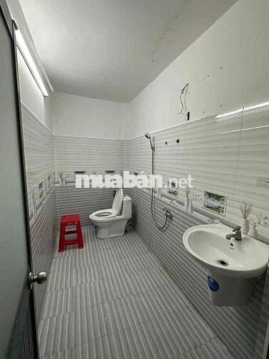 Nhà trệt 5*20; nở hậu 7,5m; 2pn đi gò Vấp gần