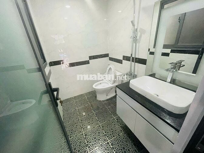 ✅Nguyên Căn HXH Hoàng Hoa Thám_Ga T3_12x22m_Trệt 2 Lầu_Nhà Mới Gía Hời
