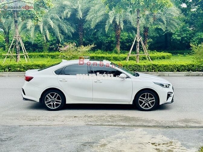 KIA CERATO 1.6 LUXURY