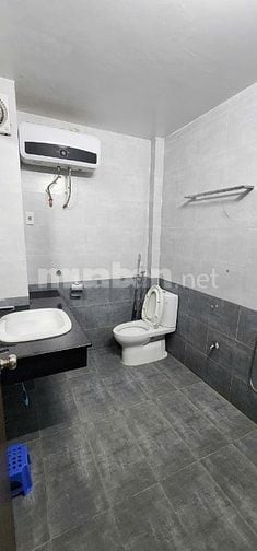 Chính chủ cho thuê nhà ngõ 120 Trần Cung