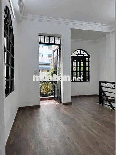 🏢 CHO THUÊ NHÀ NGUYÊN CĂN ĐƯỜNG CỘNG HÒA - 4X20M - HẦM LỬNG 3 LẦU + ST
