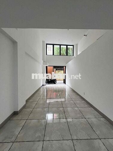 💥💥 MẶT BẰNG NGAY TRƯỜNG SA - TRỐNG SUỐT - MỚI 100% - KHU SÂN BAY