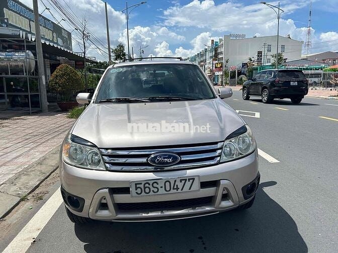 Ford Escape 2010 XLS 2.3L 4x2 AT - 160000 km