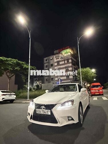 Lexus IS 250 2009 mui Trần cực đẹp sành điệu