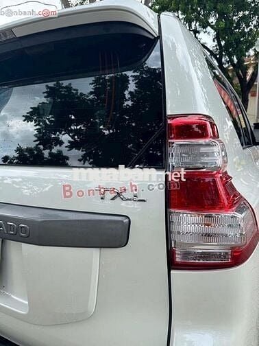 Toyota Prado 2.7 TXL màu trắng/đen Sx 12/2016