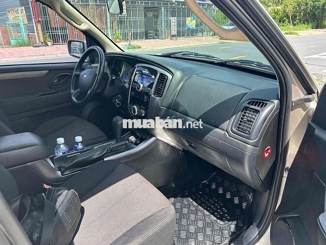 Ford Escape 2010 XLS 2.3L 4x2 AT - 160000 km