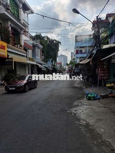 Bán nhà hoặc cho thuê chính chủ gia đình đi úc nên bán căn nhà này