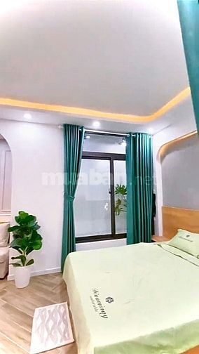 Định cư Úc bán gấp nhà Ca Văn Thỉnh, Tân Bình. Ngay THCS Võ Văn Tần