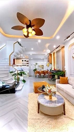 Định cư Úc bán gấp nhà Ca Văn Thỉnh, Tân Bình. Ngay THCS Võ Văn Tần