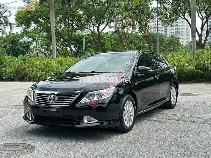 Toyota Camry 2.0 2013