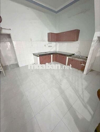 Nhà đường Nguyễn Sơn [4,5x17 - 1 lầu, 3pn, 2toilet] 10tr/tháng