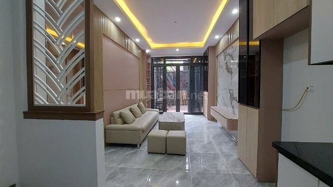 Chính chủ bán nhà 5 tầng xây mới, ô tô đỗ cửa