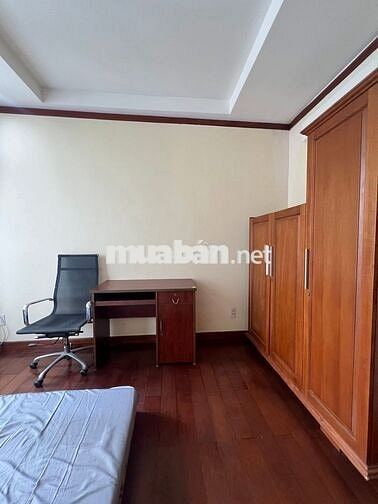 Mình cần pass phòng ở phú hoàng anh view cửa sổ thoáng mát đẹp