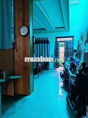 Nhà 9m x 18m . 160m2 . Kêu giá bán nhanh để xử lý công việc