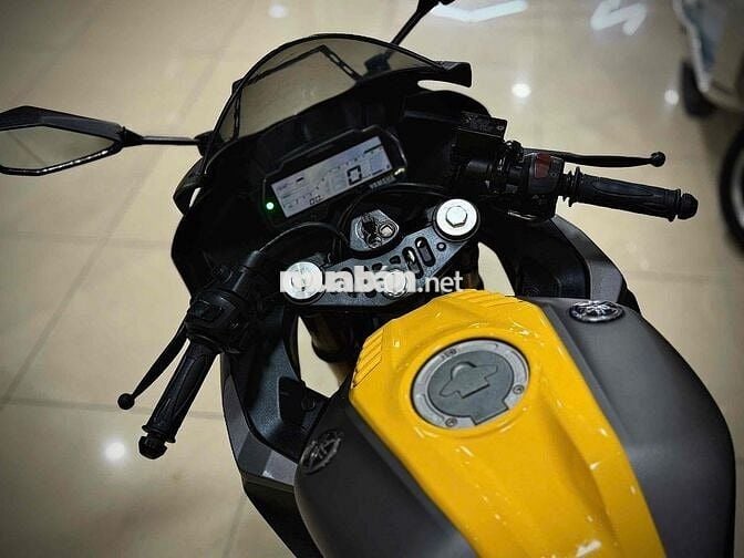 R15 V3 2021 Zin Lướt chính chủ ký ( Hỗ trợ GÓP )