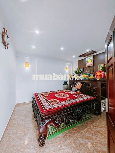 BÁN NHÀ CẦU GIẤY – FULL NỘI THẤT XỊN – Ô TÔ VÀO NHÀ – 6 TẦNG